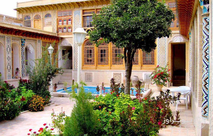 خانه فروغ الملک و موزه مشکین فام در شیراز 